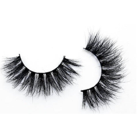 The “Glamour” Lash - Brandy Watkins Beauty