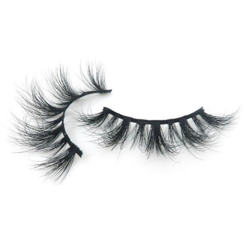 The “Flirt” Lash - Brandy Watkins Beauty